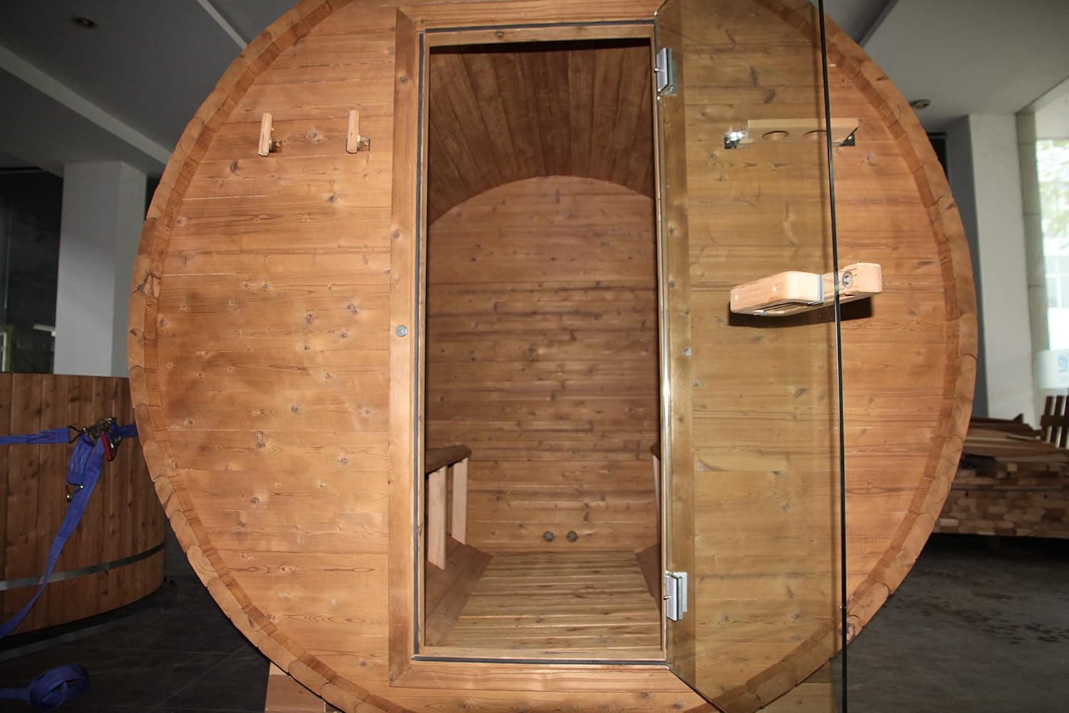 Cedar 6KW Wet Dry Outdoor Barrel Sauna thumbnail 5